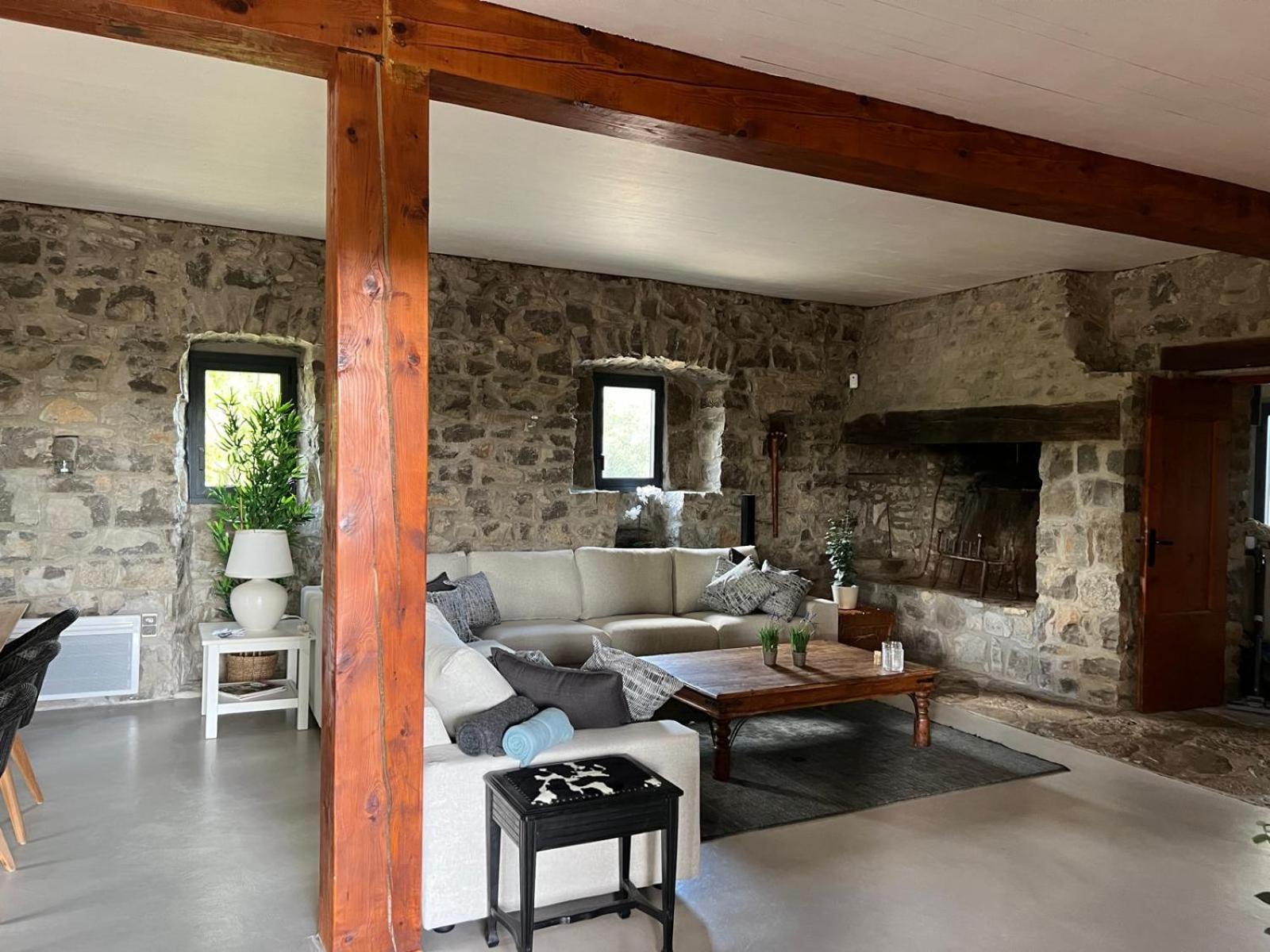Luxurious Family House With Pool In Ardeche. Villa Les Vans Exterior photo